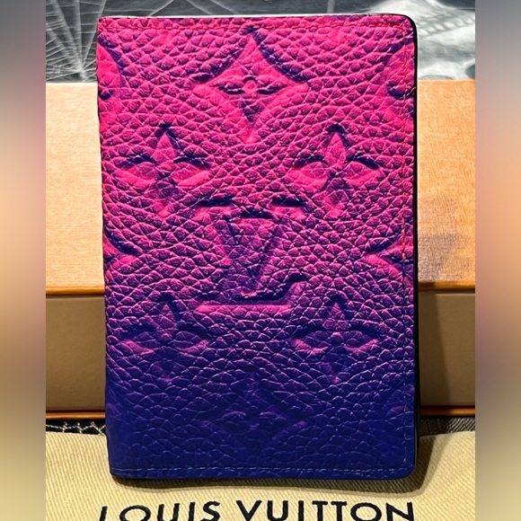 Louis Vuitton Virgil Abloh Taurillon Illusion Pocket Organizer Bleu Rose Wallet - Picture 2 of 16